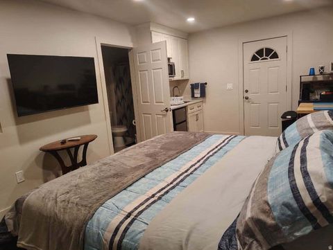 Tiny photo for 565 S 250 E, Ivins, UT 84738 (MLS # 2131020)