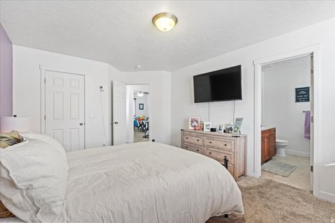 Tiny photo for 6087 W STILLRIDGE DR, West Valley City, UT 84128 (MLS # 2120068)