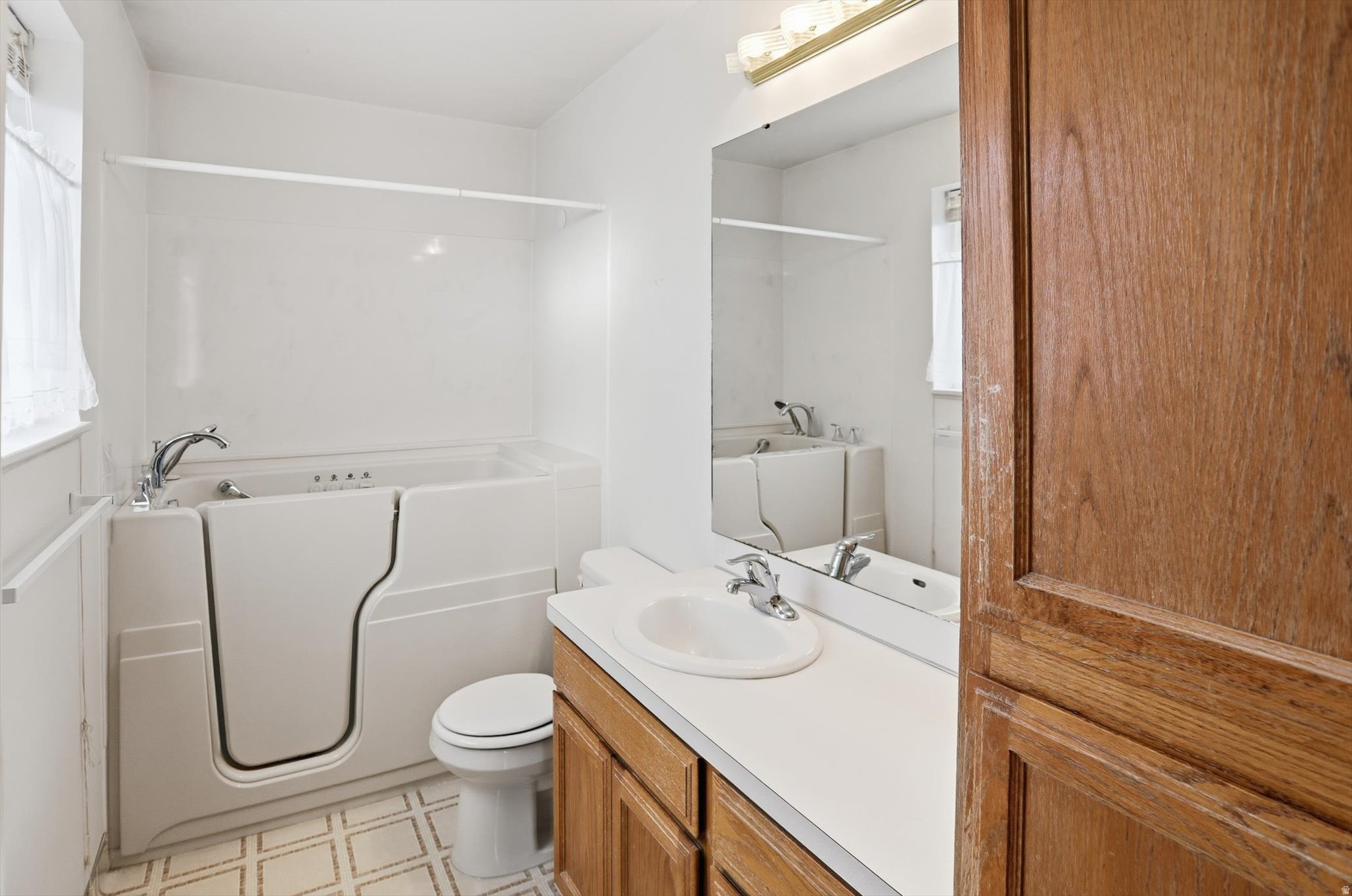 THE PETERSON LEGACY - Residential