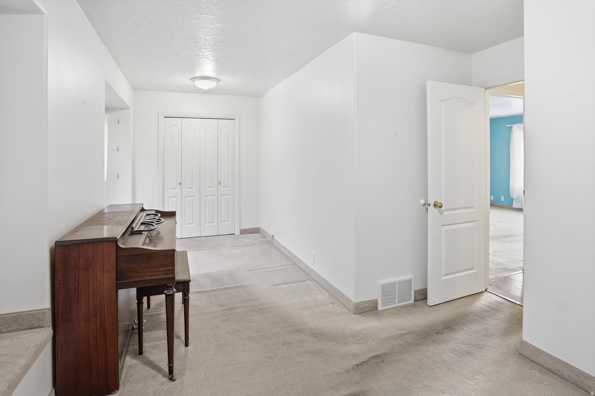 THE PETERSON LEGACY - Residential