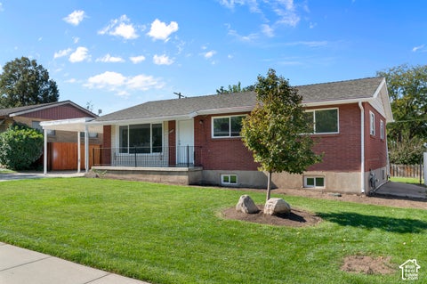 Tiny photo for 1656 S 35 E, Bountiful, UT 84010 (MLS # 2190531)