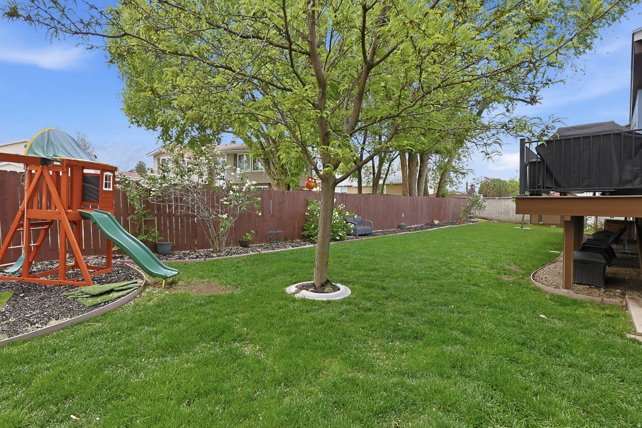 PEBBLE GLEN - Residential