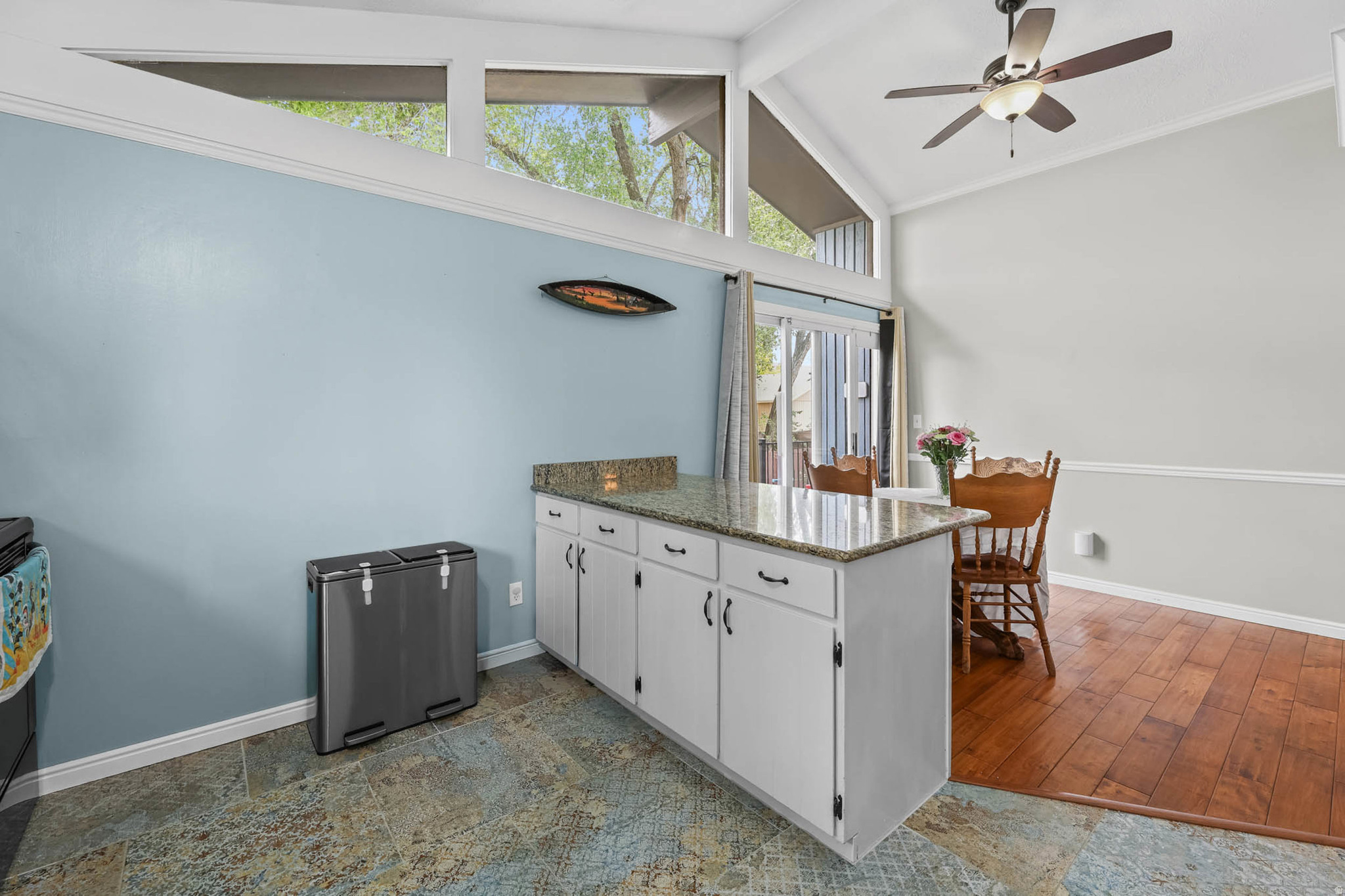 PEBBLE GLEN - Residential