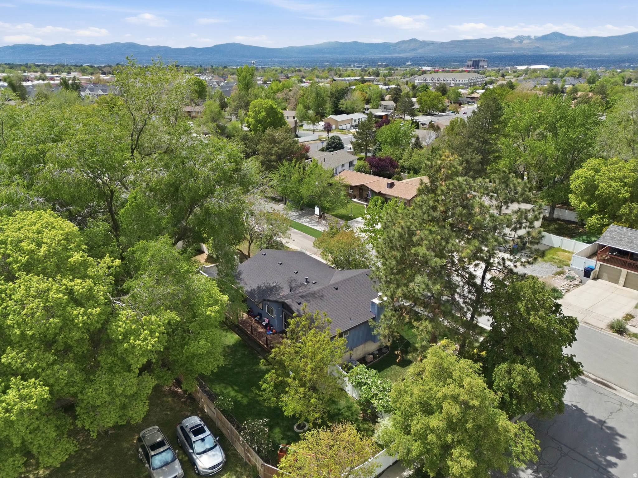 PEBBLE GLEN - Residential