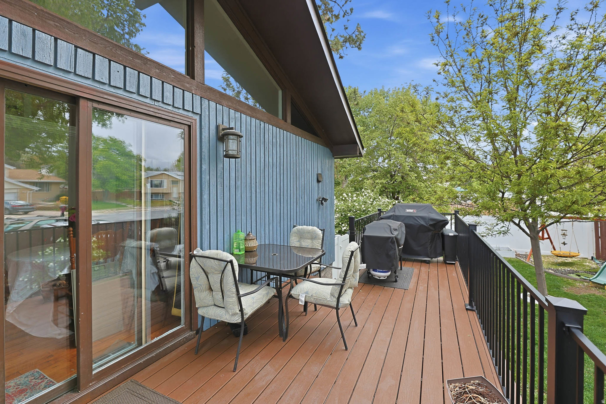 PEBBLE GLEN - Residential