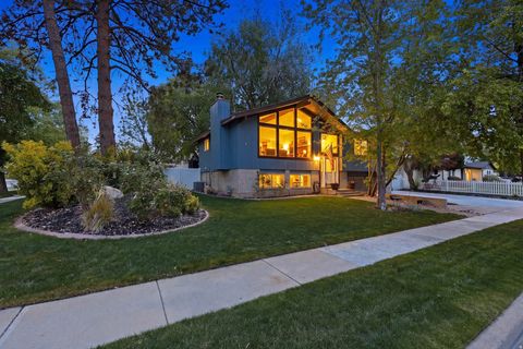 Photo of 9107 S PEACH BLOSSOM DR, Sandy, UT 84094 (MLS # 2153984)