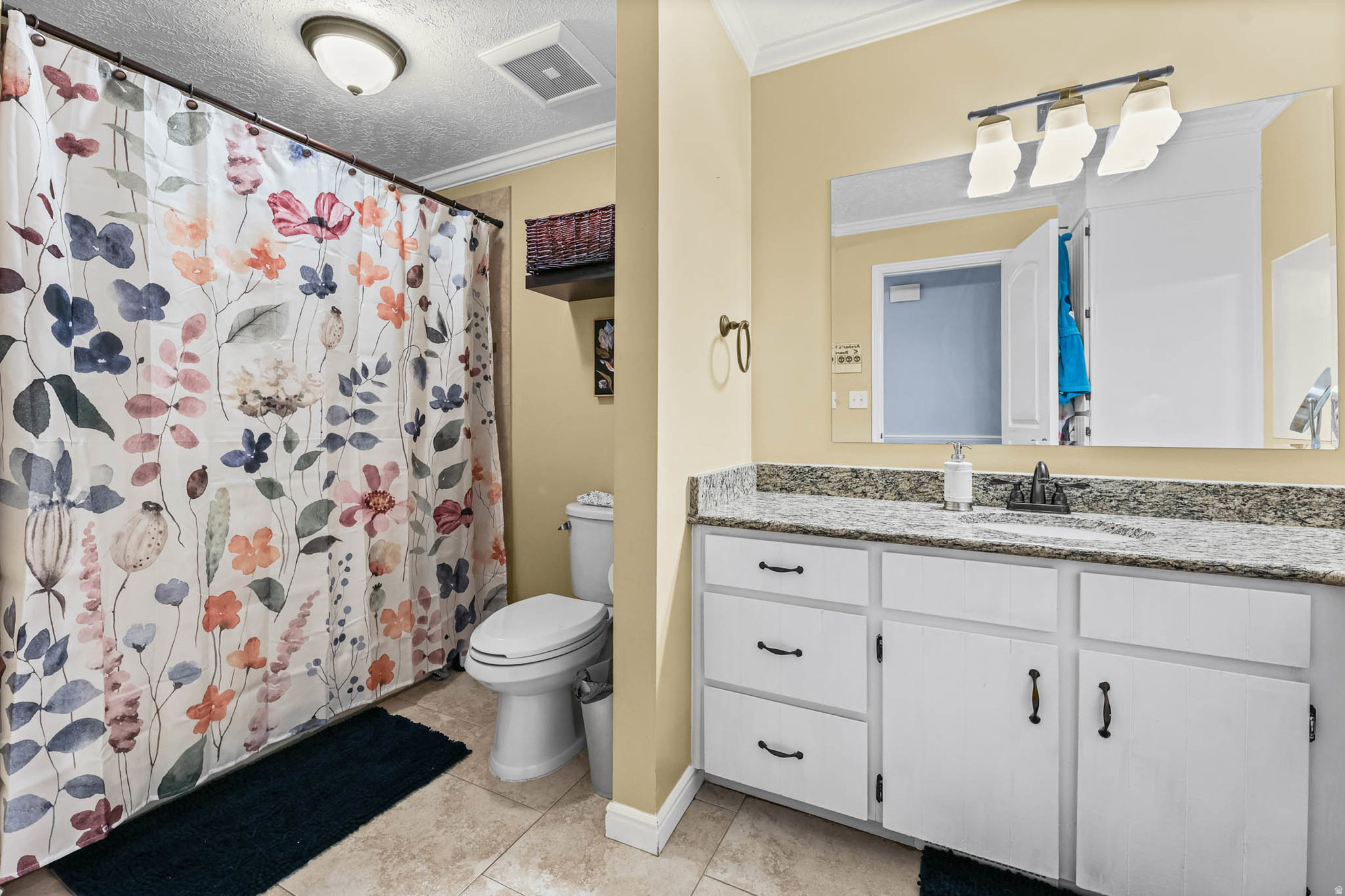 PEBBLE GLEN - Residential