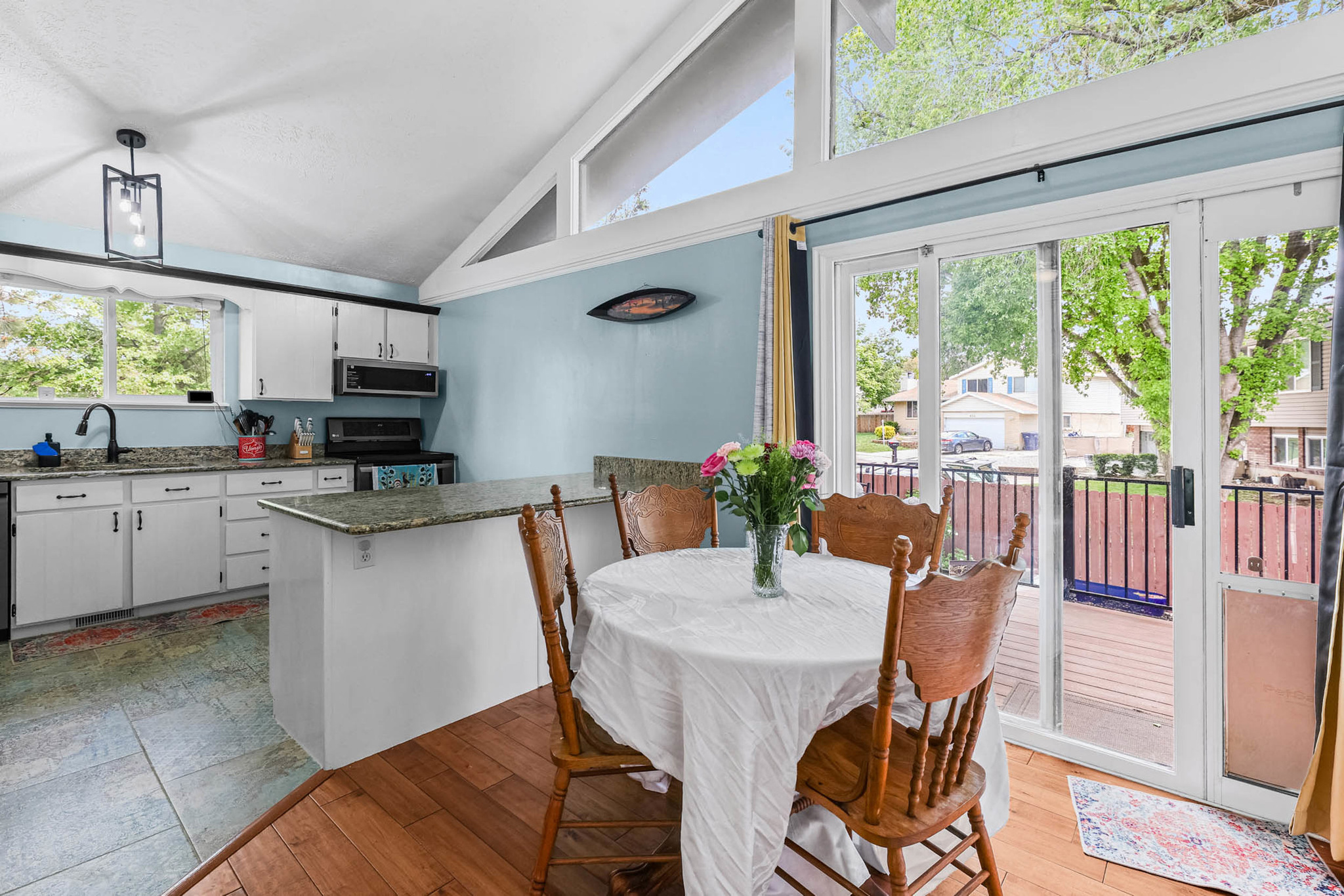 PEBBLE GLEN - Residential