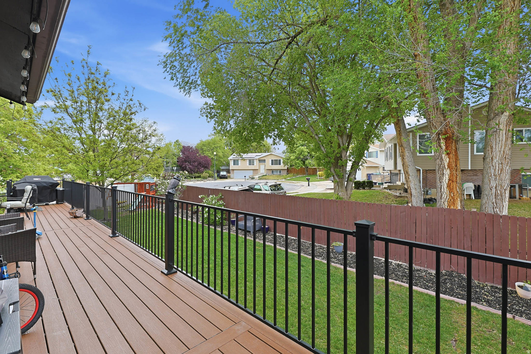 PEBBLE GLEN - Residential