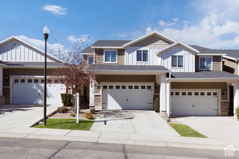 Photo of 14270 S DRAPER DR, Draper, UT 84020 (MLS # 2189217)