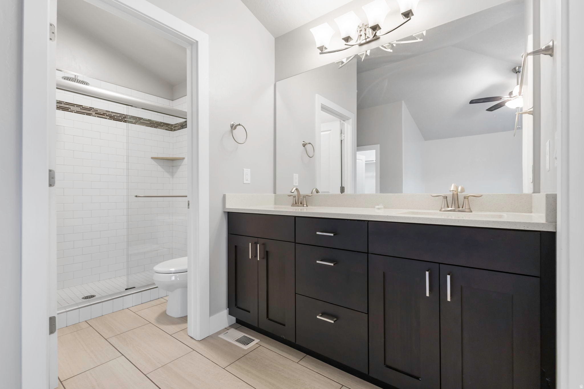 WHITE PINES - Residential