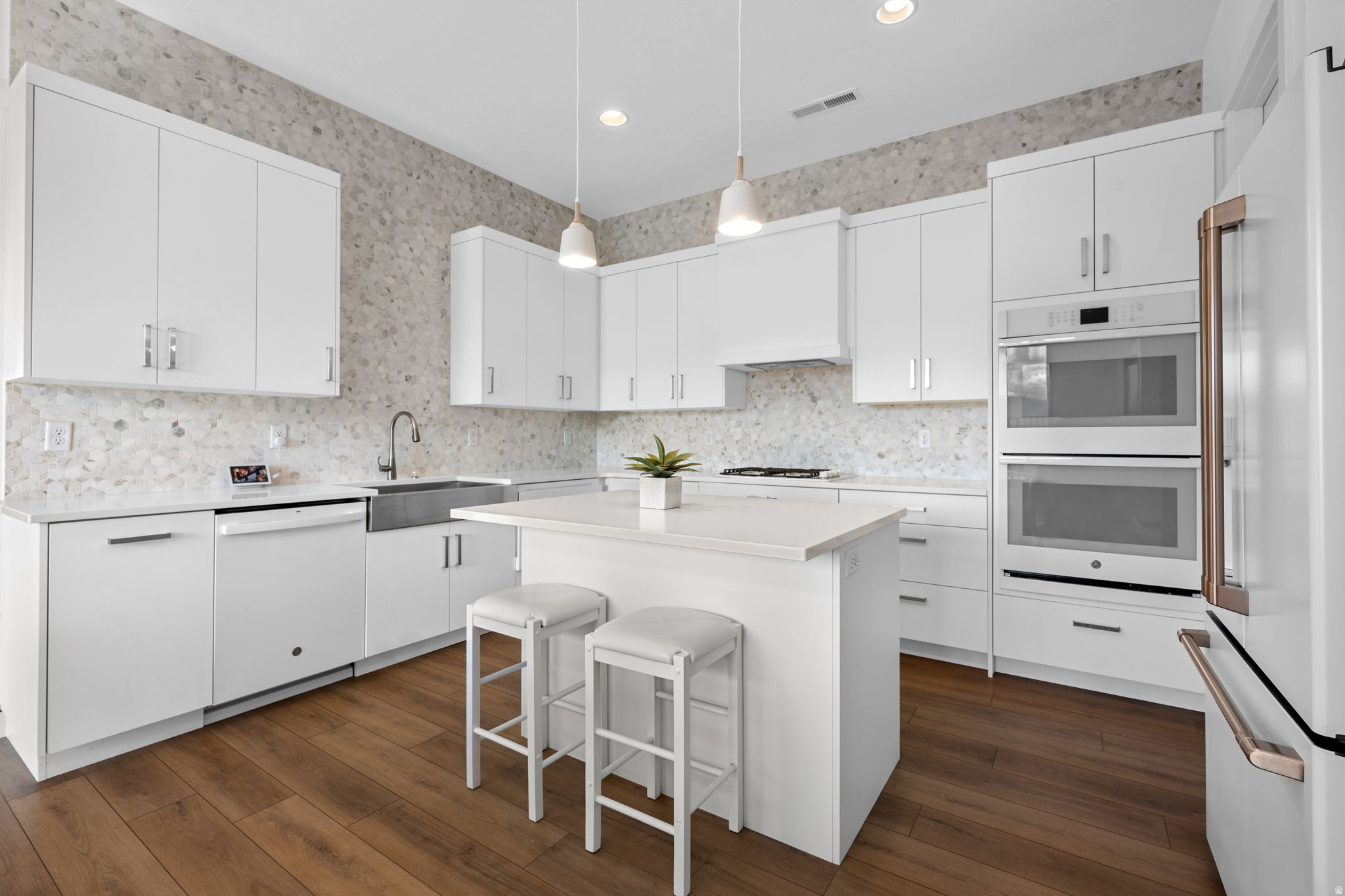 SAGE HAVEN 8 - Residential