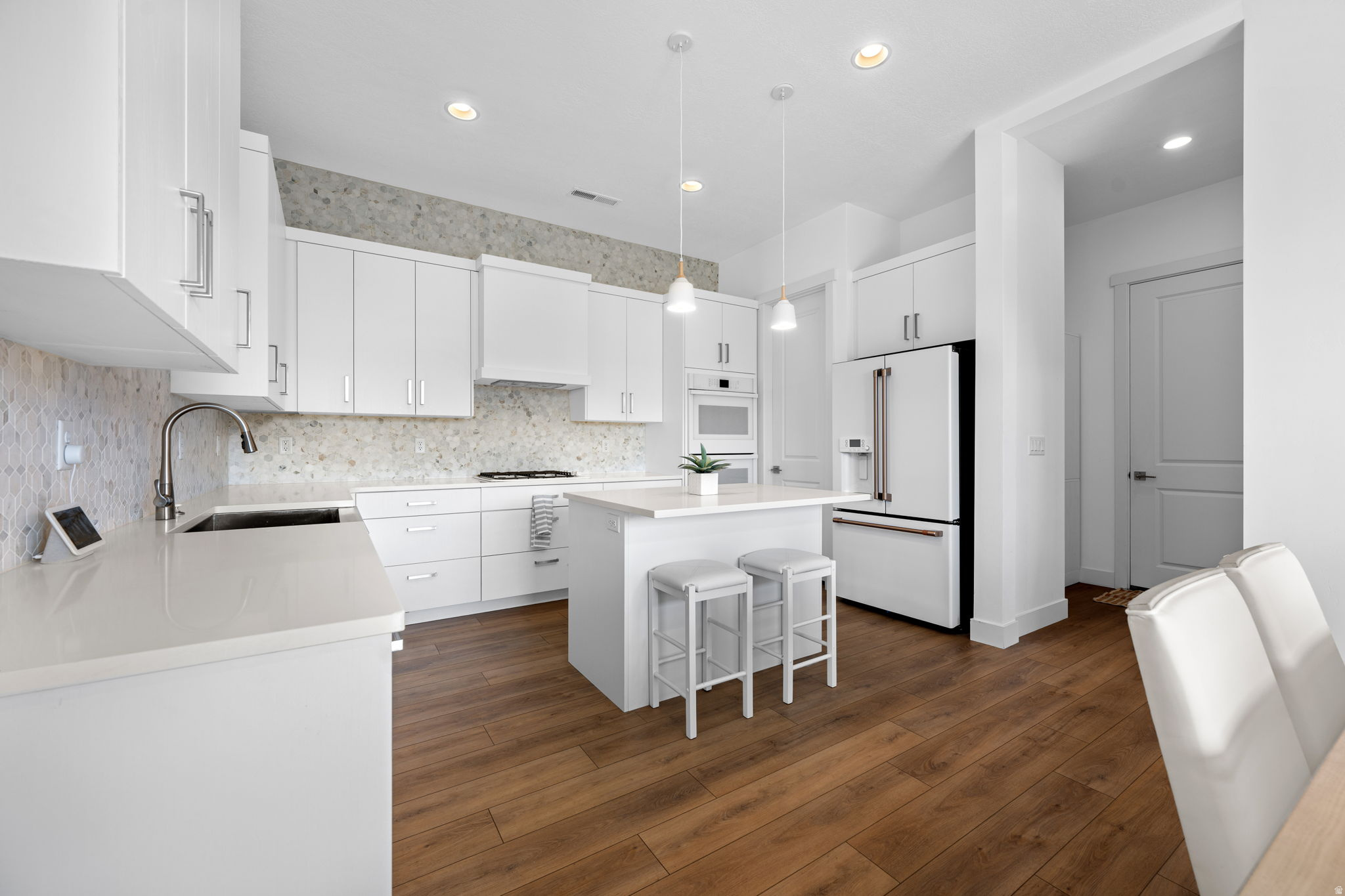 SAGE HAVEN 8 - Residential