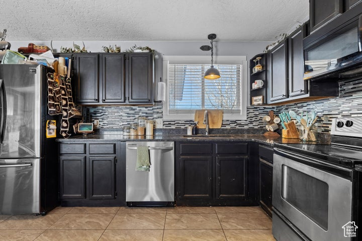 SUNNY MEADOWS ACRES - Residential