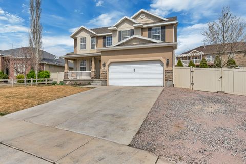 Tiny photo for 338 W RYE DR N, Saratoga Springs, UT 84045 (MLS # 2147430)