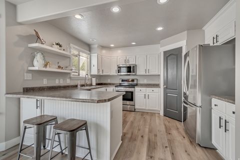 Tiny photo for 338 W RYE DR N, Saratoga Springs, UT 84045 (MLS # 2147430)