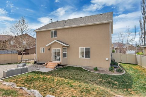 Tiny photo for 338 W RYE DR N, Saratoga Springs, UT 84045 (MLS # 2147430)