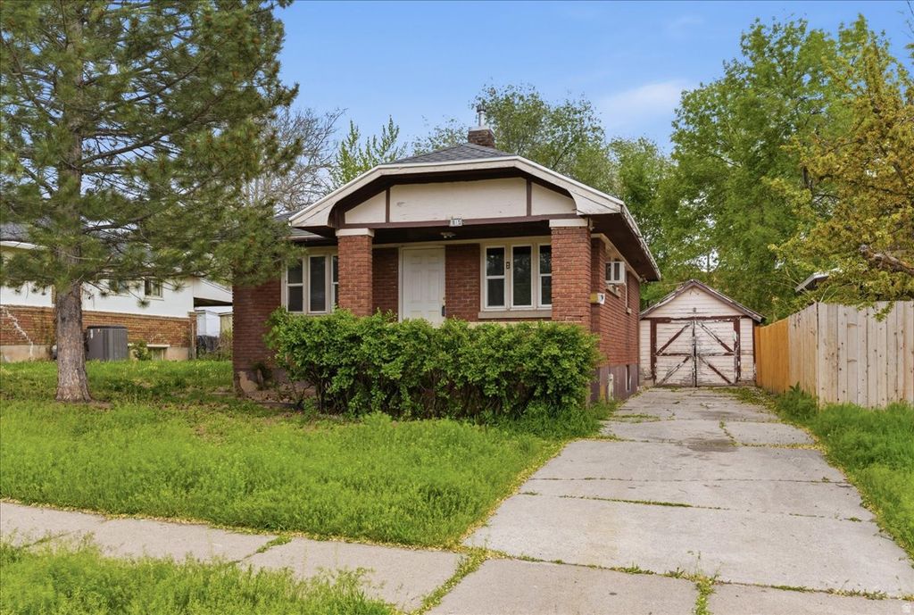 Photo of 915 E 29TH ST, Ogden, UT 84403 (MLS # 2152760)