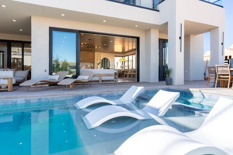 Tiny photo for 914 SAPPHIRE SKY LN, Saint George, UT 84790 (MLS # 2127409)