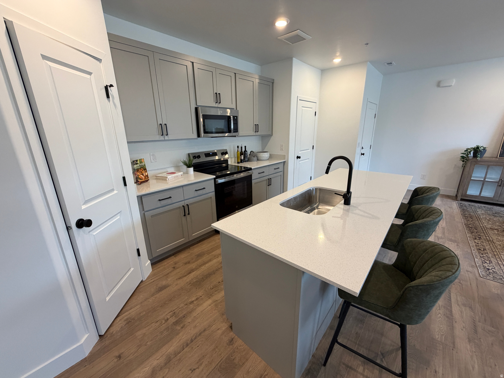 RIVER RUN - Residential