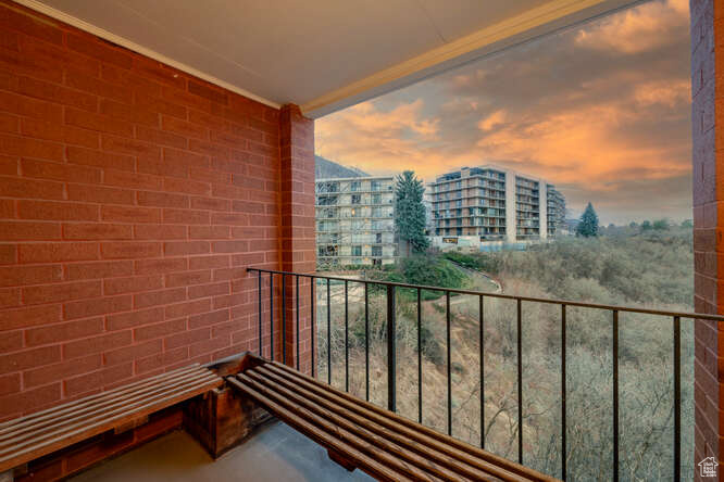 850 S Donner Way #501, Salt Lake City, Utah image 3