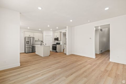 Tiny photo for 150 S 100 E, Richfield, UT 84701 (MLS # 2108987)