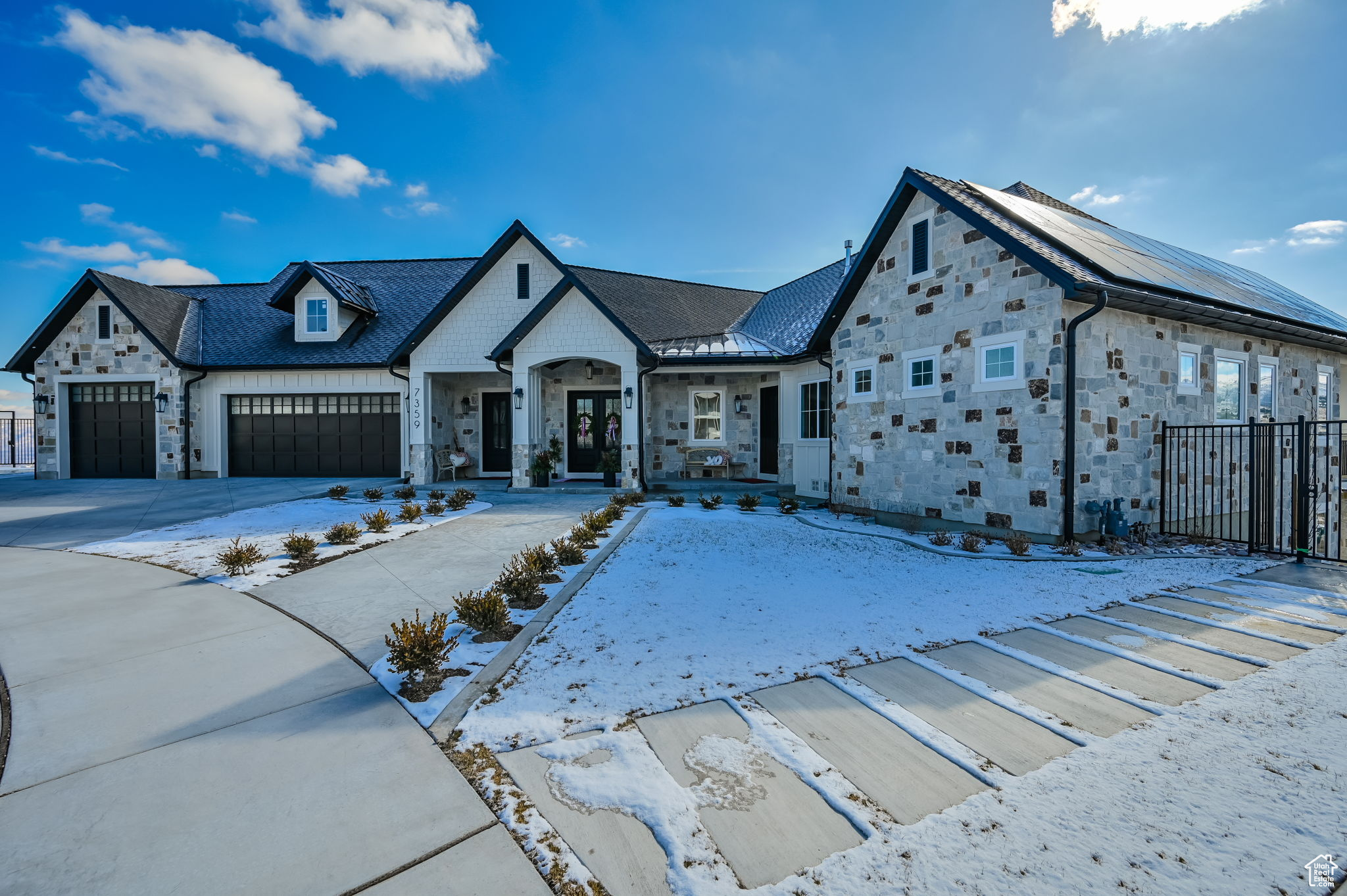 7359 W Robins Nest Cir, Herriman, Utah image 2