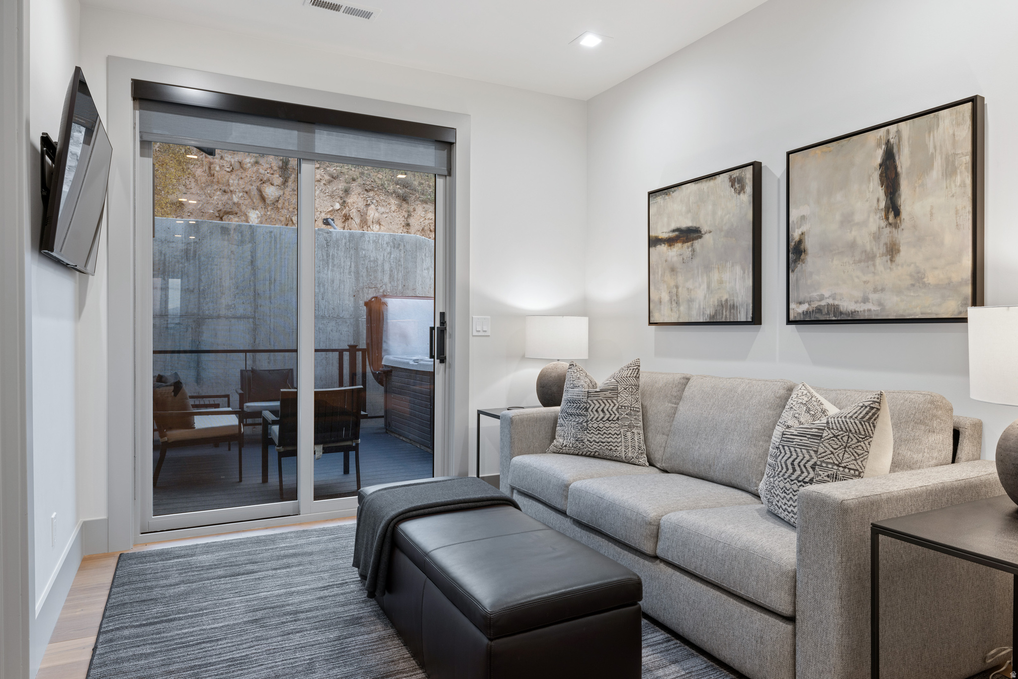 FROSTWOOD - Residential