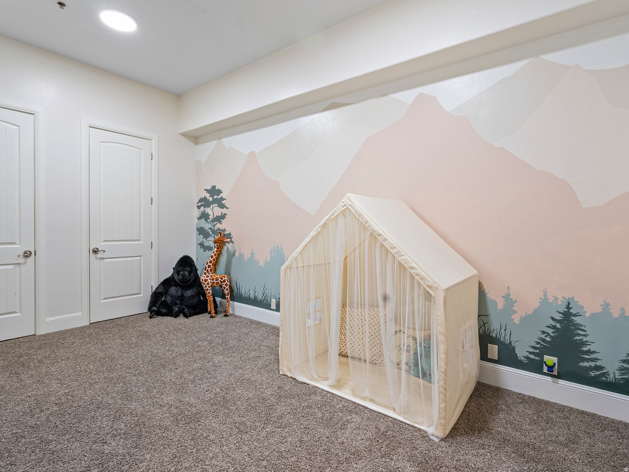 SUNCREST - Residential