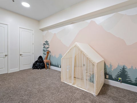 Tiny photo for 1503 E MEADOW BLUFF LN S, Draper, UT 84020 (MLS # 2155101)
