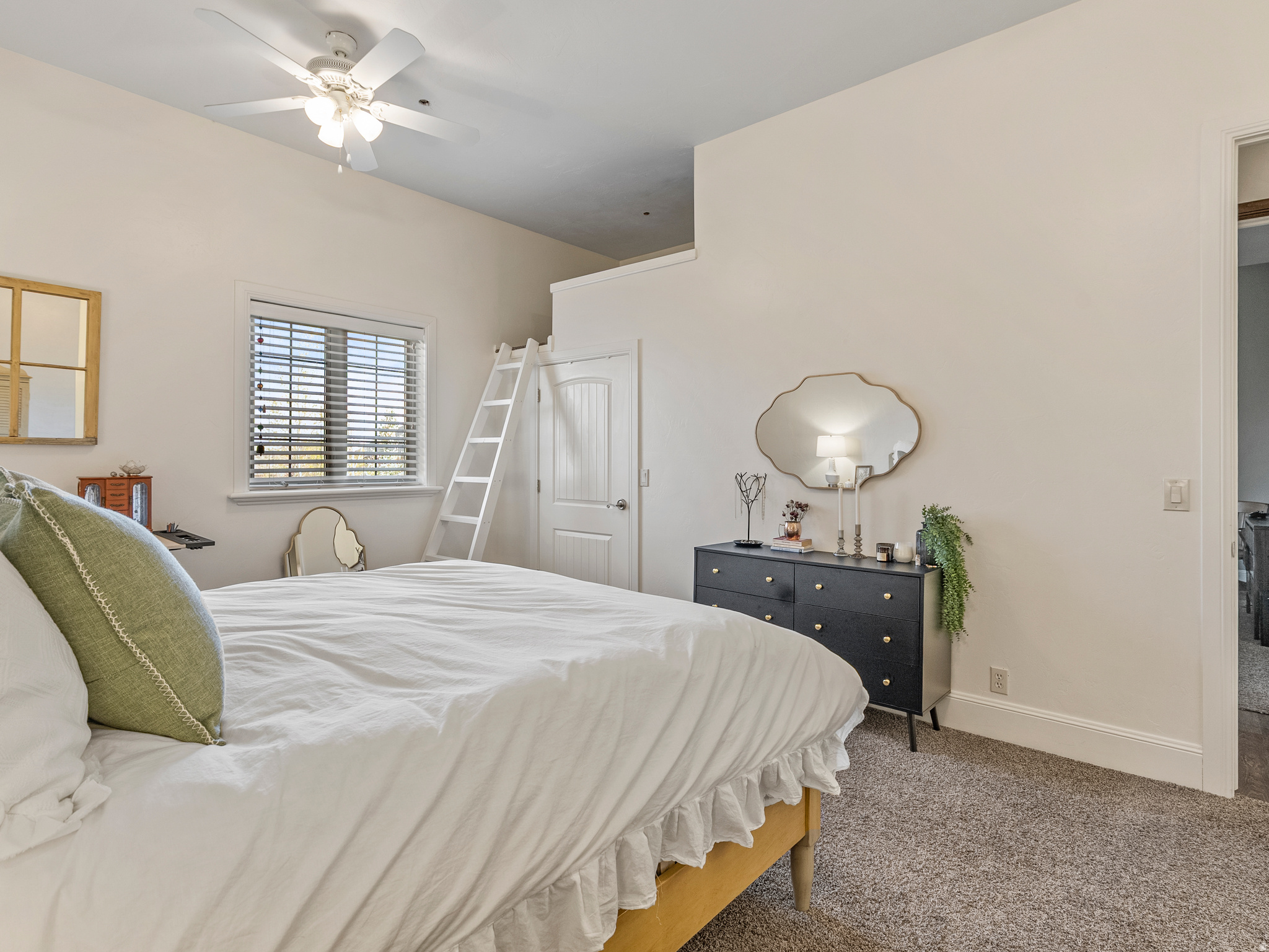 SUNCREST - Residential