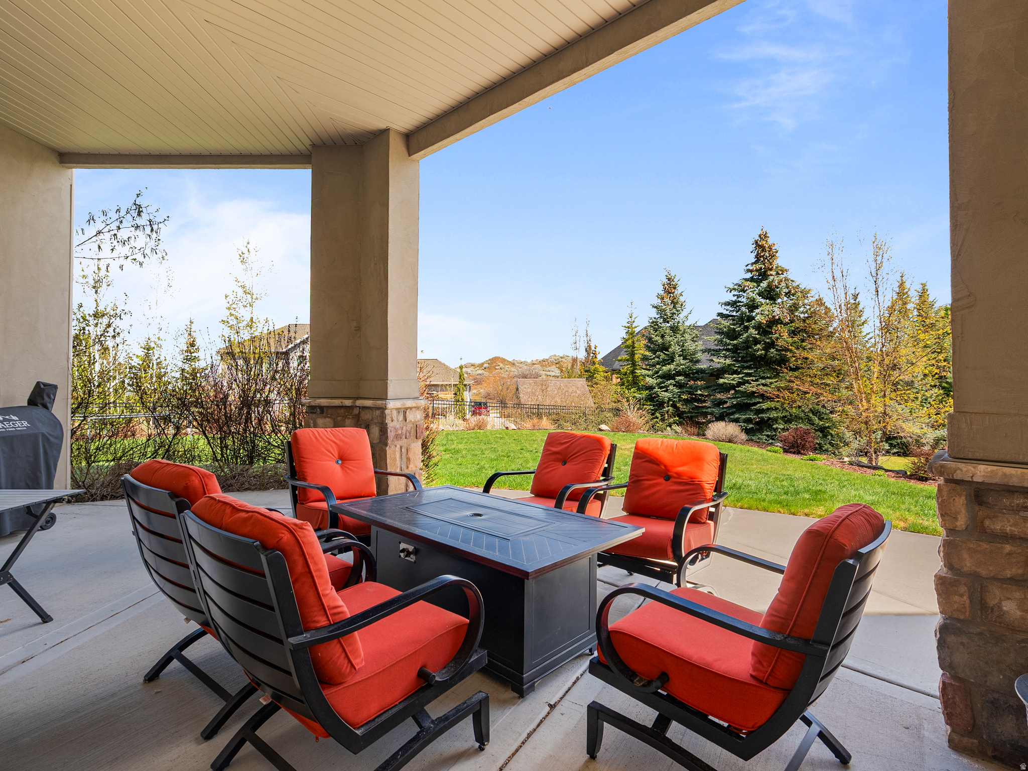 SUNCREST - Residential