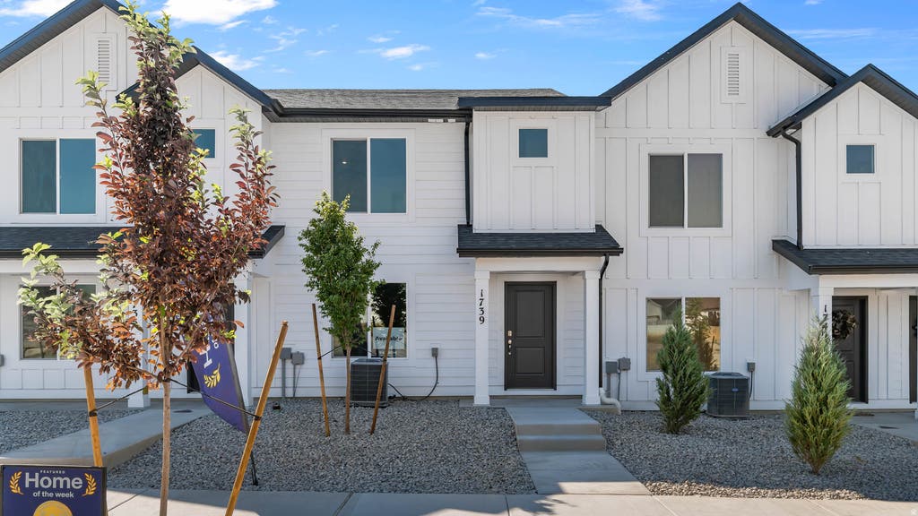 Photo of 1688 N COPPER CANYON AVE #1304, Tooele, UT 84074 (MLS # 2181131)