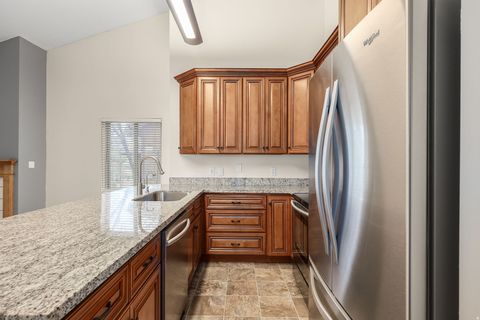 Tiny photo for 9153 S JEFFERSON PL, Sandy, UT 84070 (MLS # 2134539)