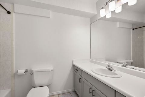 Tiny photo for 9153 S JEFFERSON PL, Sandy, UT 84070 (MLS # 2134539)