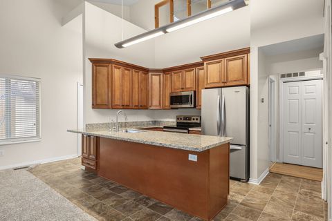 Tiny photo for 9153 S JEFFERSON PL, Sandy, UT 84070 (MLS # 2134539)