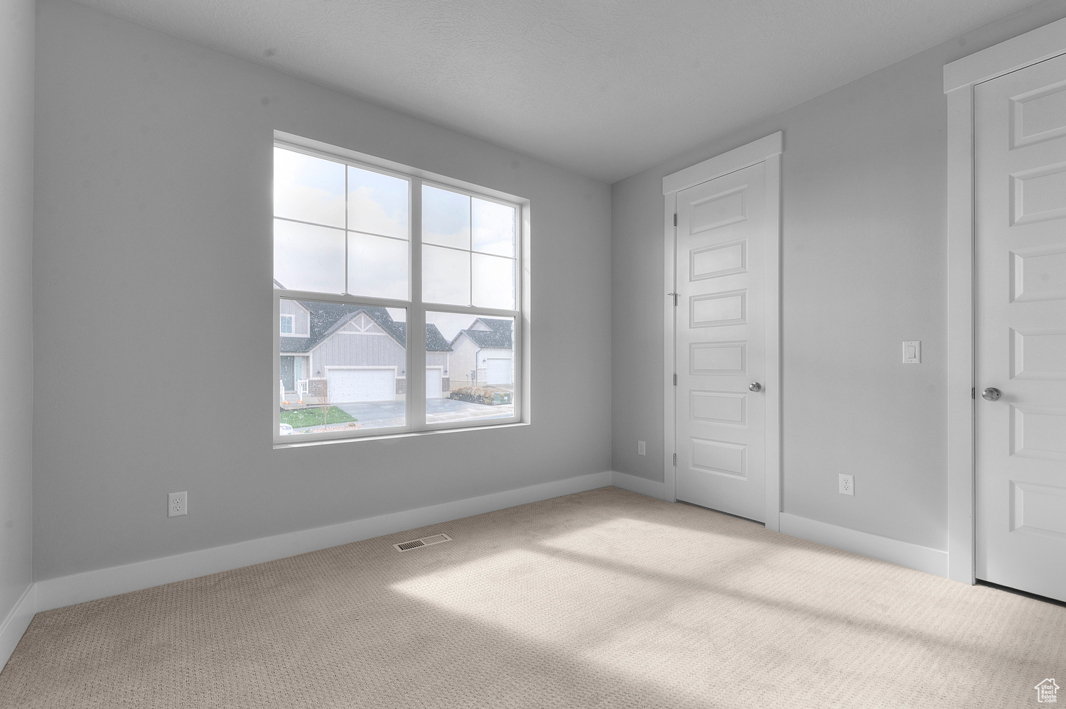 HIDDEN OAKS COLLECTION 603 - Residential