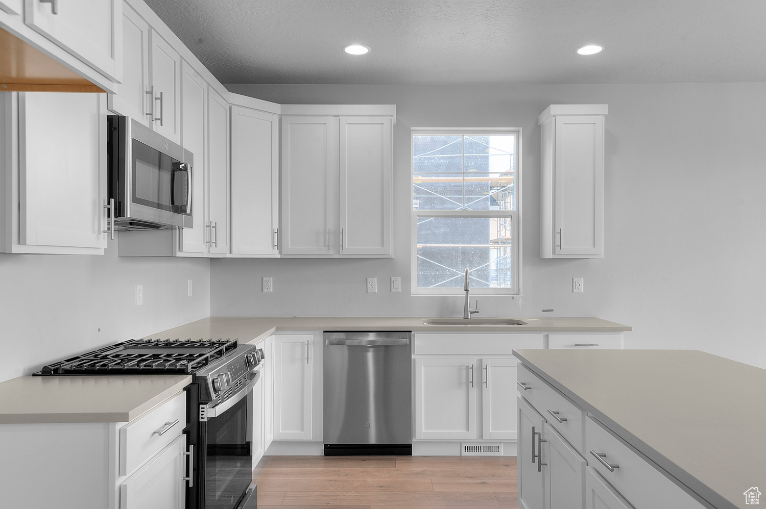 HIDDEN OAKS COLLECTION 603 - Residential