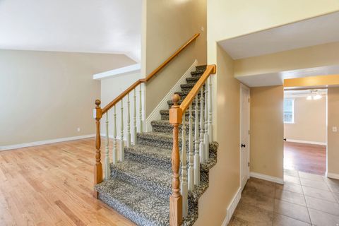 Tiny photo for 6072 S 700 W, Murray, UT 84123 (MLS # 2123713)