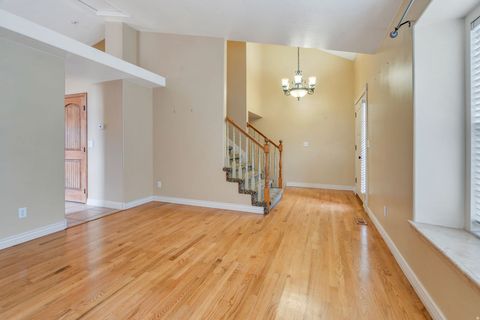 Tiny photo for 6072 S 700 W, Murray, UT 84123 (MLS # 2123713)