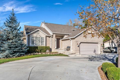 Tiny photo for 6072 S 700 W, Murray, UT 84123 (MLS # 2123713)
