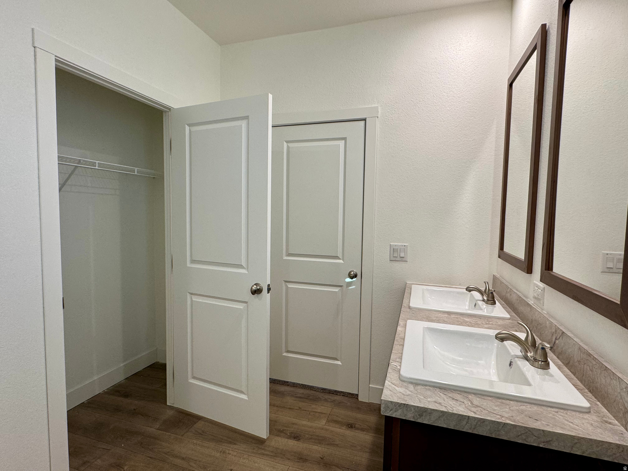 HINCKLEY MEADOWS SUBDIVISION - Residential