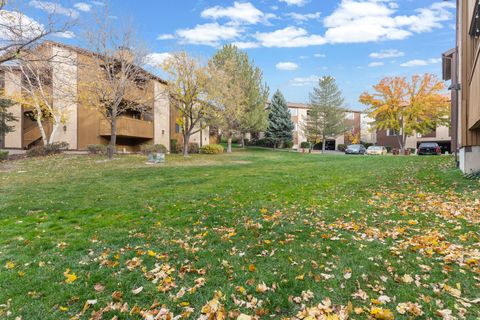 Tiny photo for 662 W JEFFERSON CV #6 Cv, Sandy, UT 84070 (MLS # 2121823)