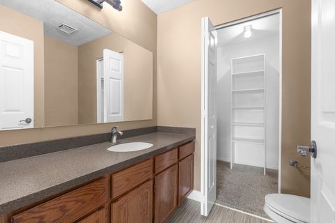 Tiny photo for 662 W JEFFERSON CV #6 Cv, Sandy, UT 84070 (MLS # 2121823)