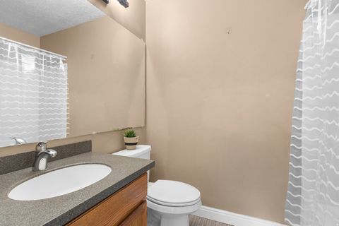 Tiny photo for 662 W JEFFERSON CV #6 Cv, Sandy, UT 84070 (MLS # 2121823)