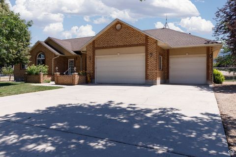 Tiny photo for 805 S 300 E, Ephraim, UT 84627 (MLS # 2098916)