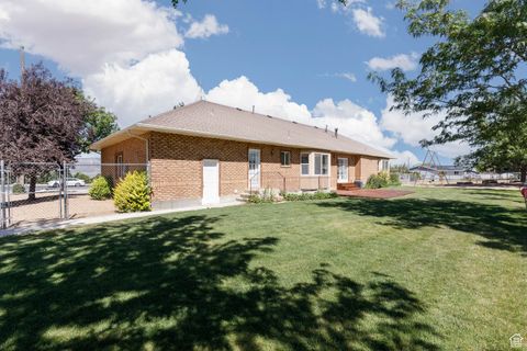 Tiny photo for 805 S 300 E, Ephraim, UT 84627 (MLS # 2098916)