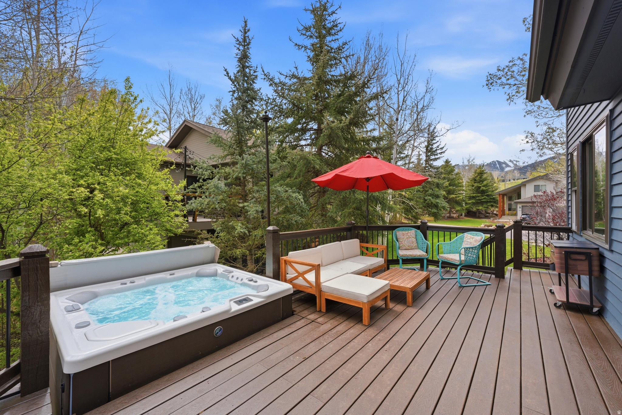 SILVER SPRINGS - Residential
