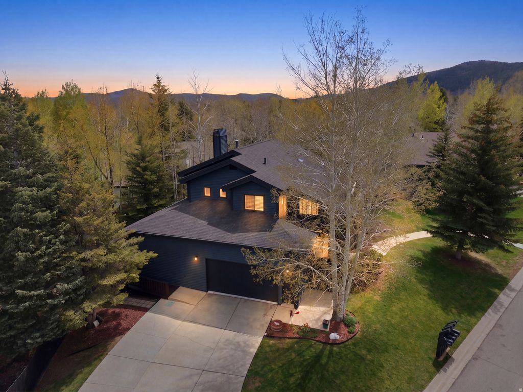 Photo of 1657 W SILVER SPRINGS ROAD Rd, Park City, UT 84098 (MLS # 2154628)