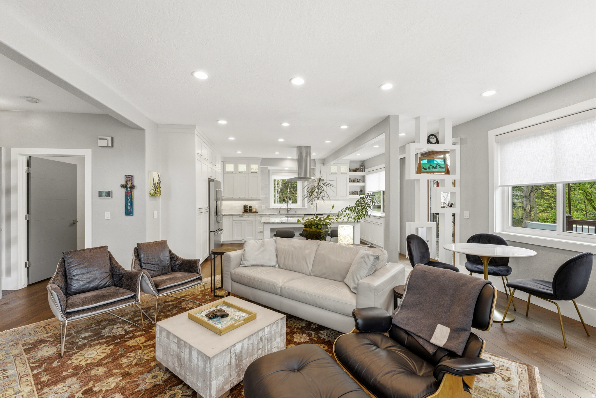 SILVER SPRINGS - Residential
